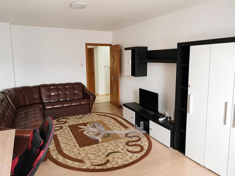 Apartament cu 2 camere decomandat în Cug
