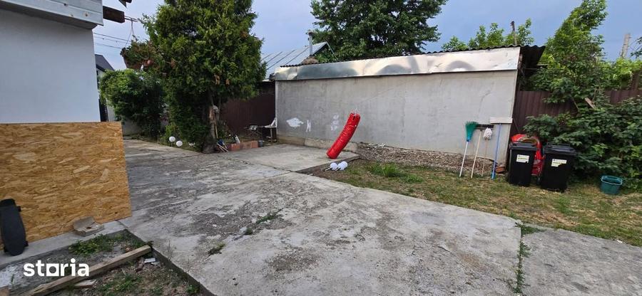 Casă cu 2 camere cu Teren 350 Mp în Roman