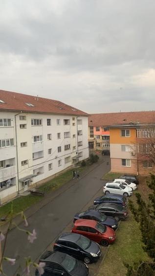 Apartament cu 2 camere, mobilat în Central