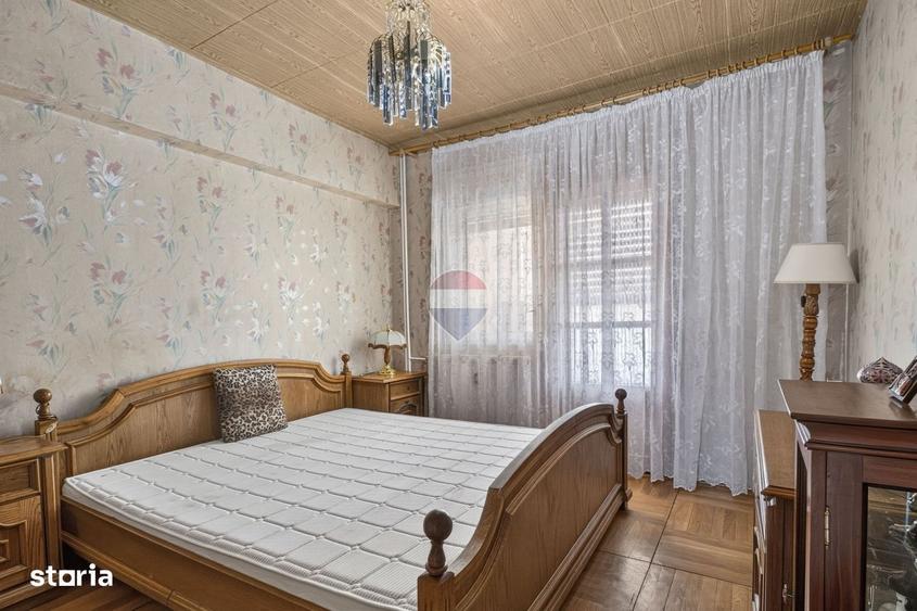 Apartament cu 3 camere decomandat, mobilat în Central