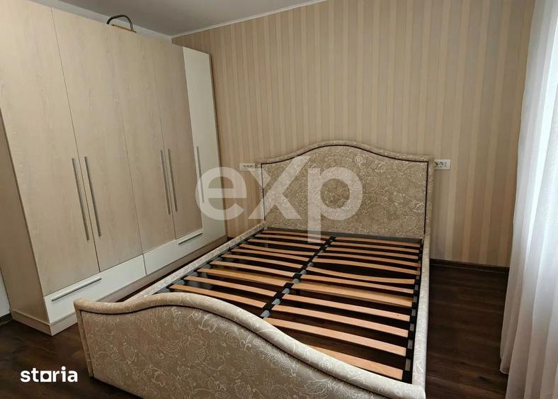 Apartament cu 3 camere decomandat în Zorilor