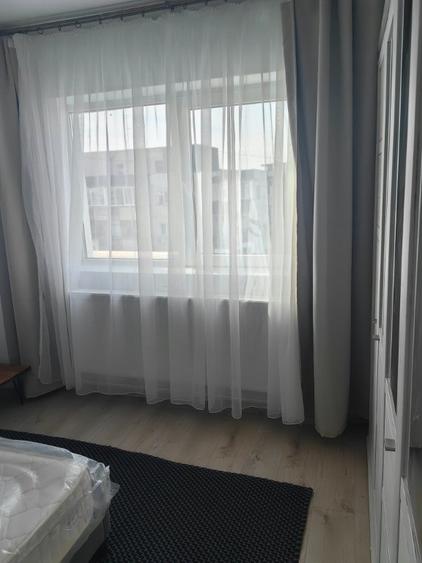 Apartament cu 2 camere decomandat în Crângași