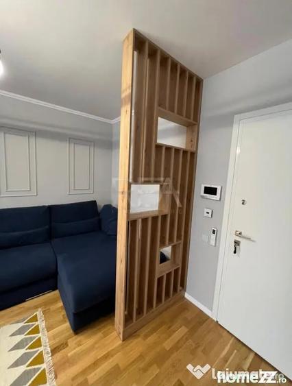 Apartament cu 3 camere semidecomandat în Aviației