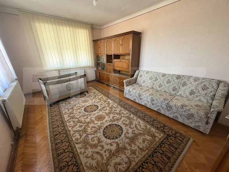 Casă individuală cu 6 camere cu Canalizare în Apahida