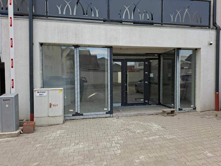 Spațiu comercial, de 94 mp, în Central