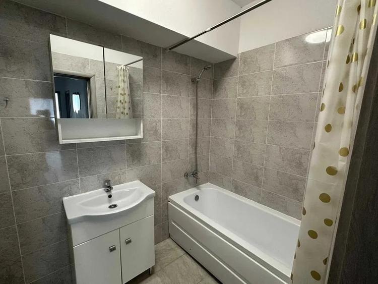 Apartament cu 2 camere decomandat, mobilat în Aurel Vlaicu