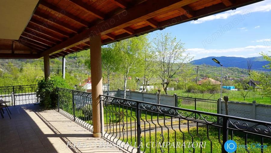 Casă cu 1 camere cu Teren 2327 Mp în Berislăvești