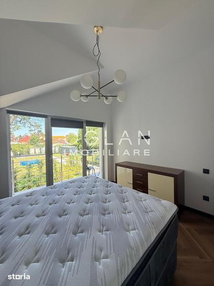 Apartament cu 3 camere semidecomandat în Reșița