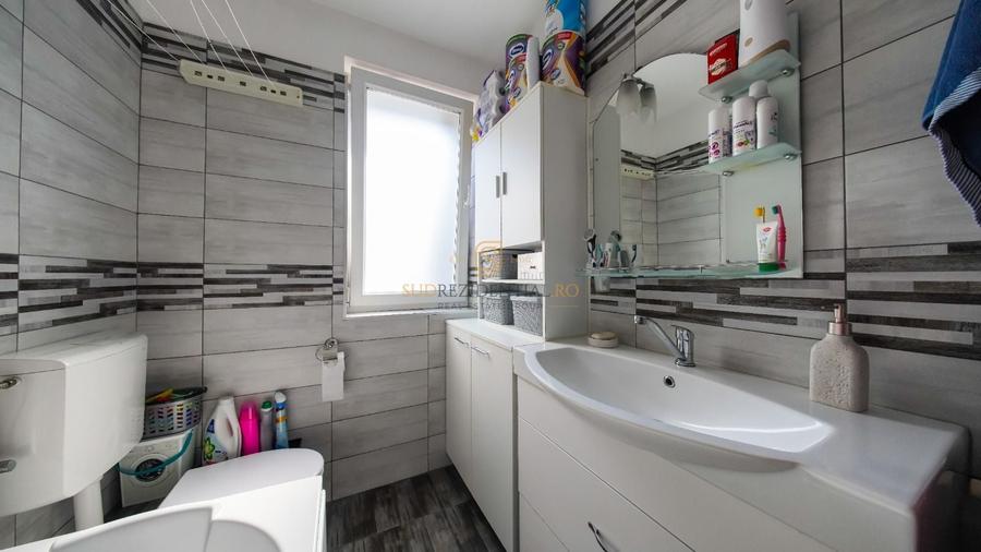 Apartament cu 2 camere, mobilat în Sud