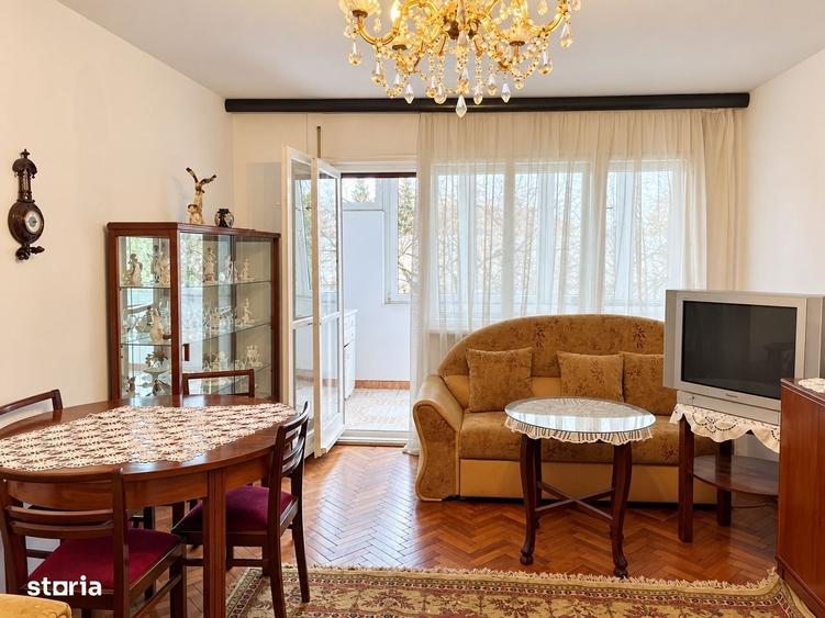 Apartament cu 4 camere decomandat în Domenii
