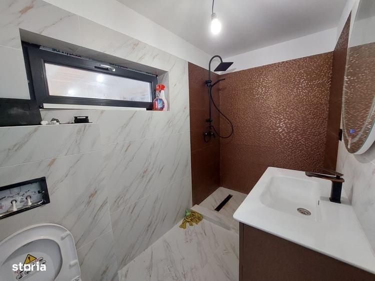 Casă cu 4 camere în Albești