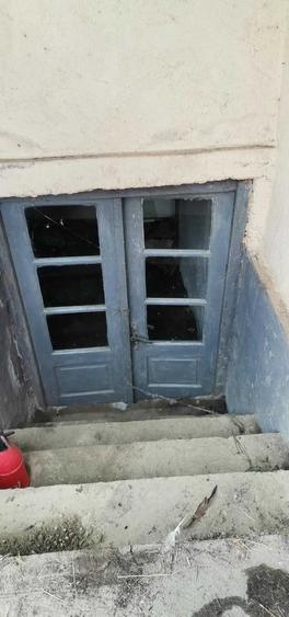 Casă cu 3 camere în Băbășești