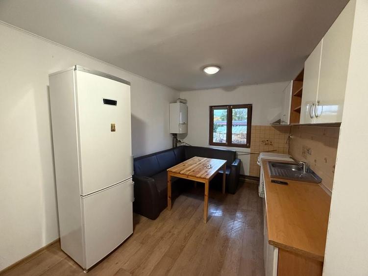 Apartament cu 3 camere decomandat în Dorobanți 1