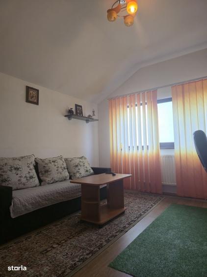 Casă cu 4 camere cu Teren 990 Mp în Ghercești