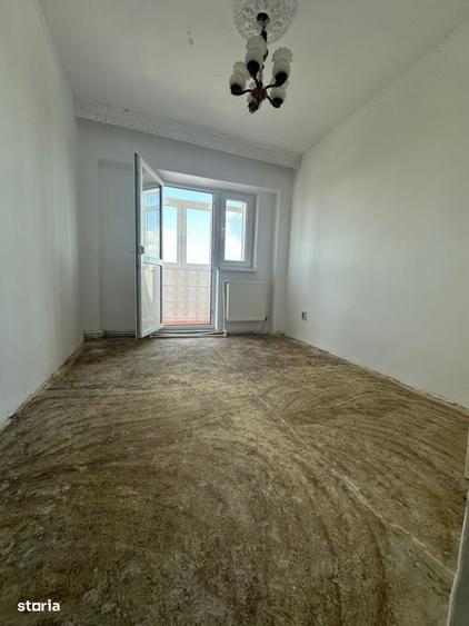Apartament cu 3 camere în Barieră