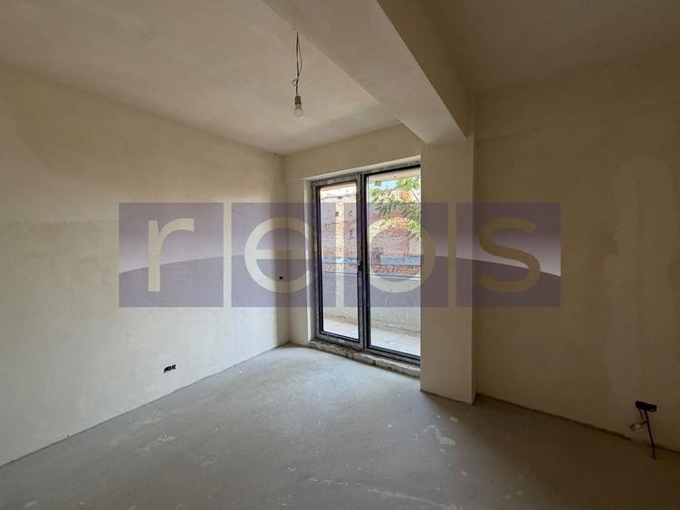 Apartament cu 3 camere în Ștefan cel Mare