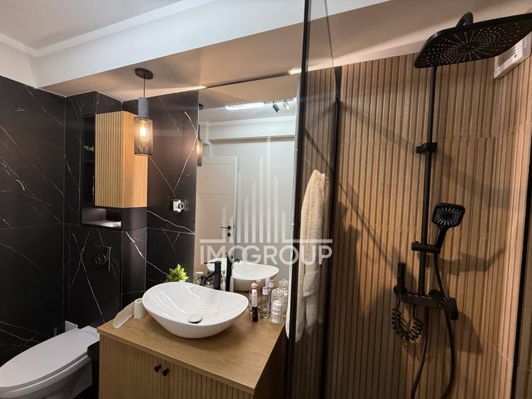Apartament cu 2 camere decomandat, mobilat în P-ța Mihai Viteazul