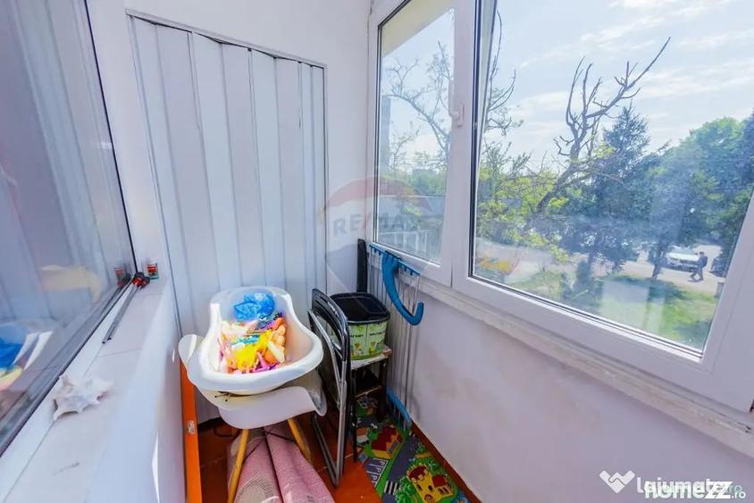 Apartament cu 4 camere decomandat în Central
