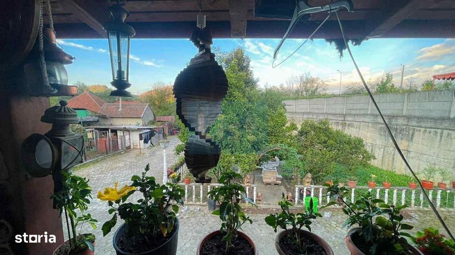 Casă cu 4 camere în Câlnic
