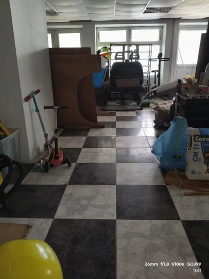 Spațiu comercial, de 80 mp, în Central