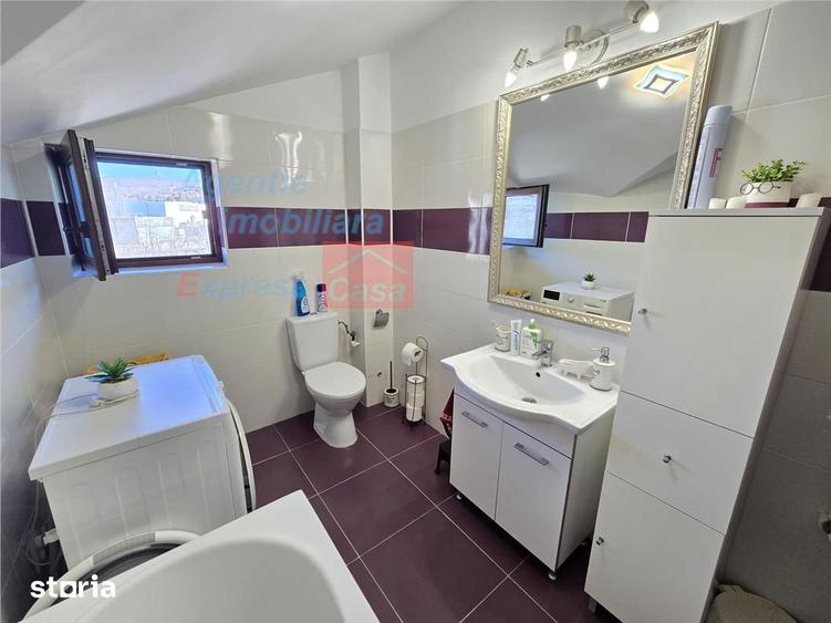 Apartament cu 3 camere, mobilat în Bucium