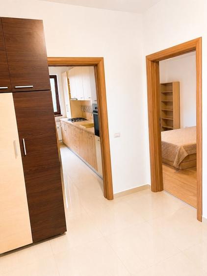 Apartament cu 2 camere decomandat în Fundeni