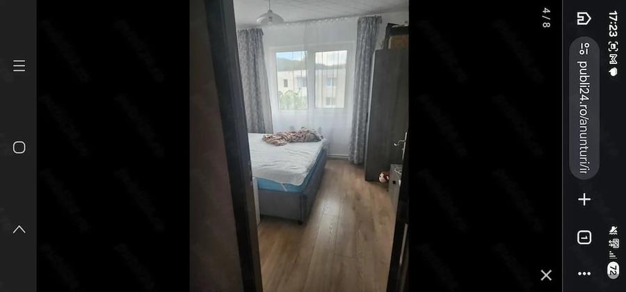 Apartament cu 3 camere semidecomandat în Astra