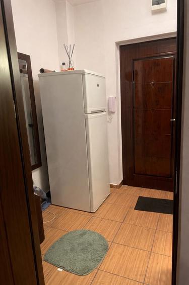 Garsonieră semidecomandată în Central