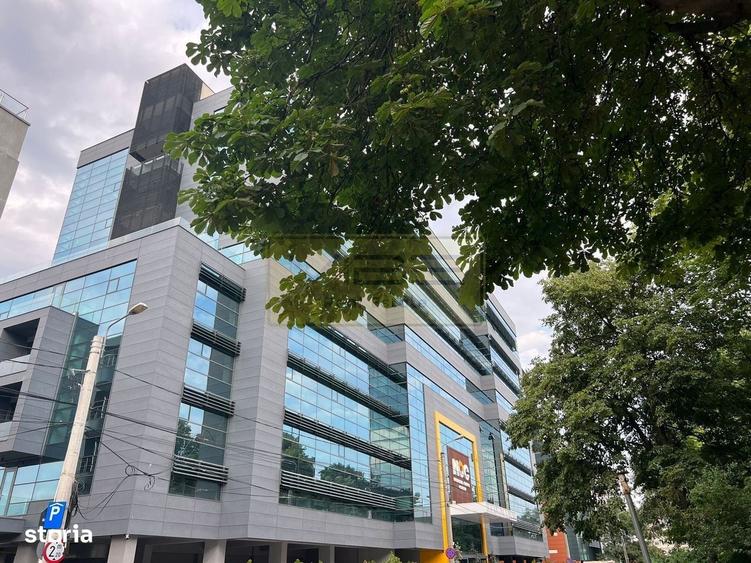 Apartament cu 2 camere decomandat în Podu Roș