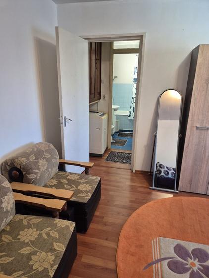 Apartament cu 2 camere decomandat în Letea Veche