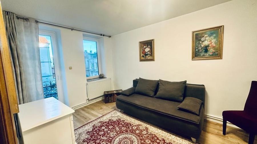 Apartament cu 4 camere în Ultracentral
