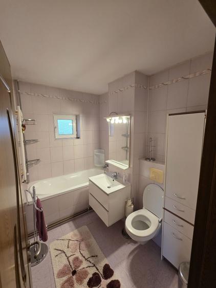 Apartament cu 3 camere decomandat în Elisabetin