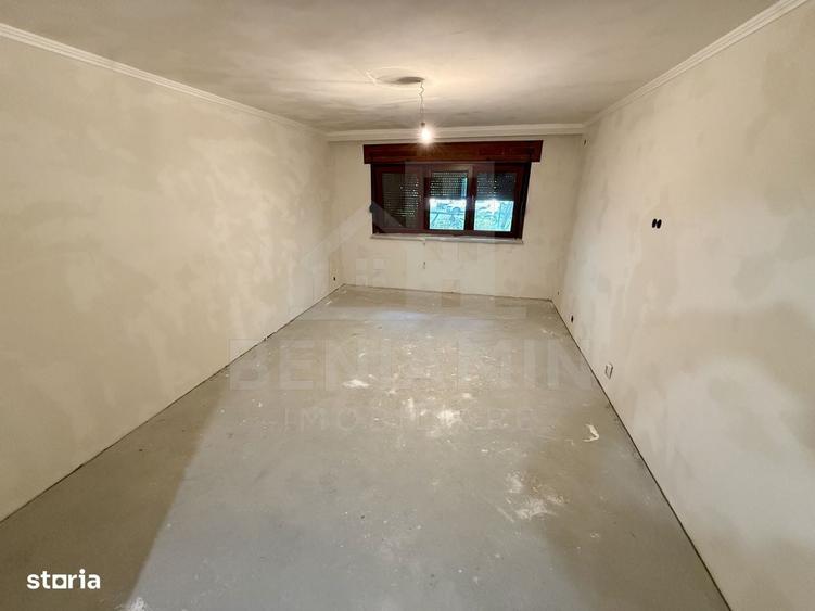 Apartament cu 3 camere decomandat în Brazda lui Novac