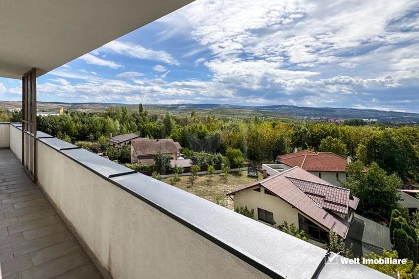Apartament cu 3 camere semidecomandat, mobilat în Între Lacuri