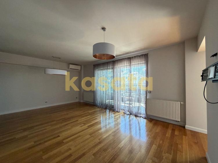Apartament cu 4 camere semidecomandat, mobilat în Barbu Văcărescu