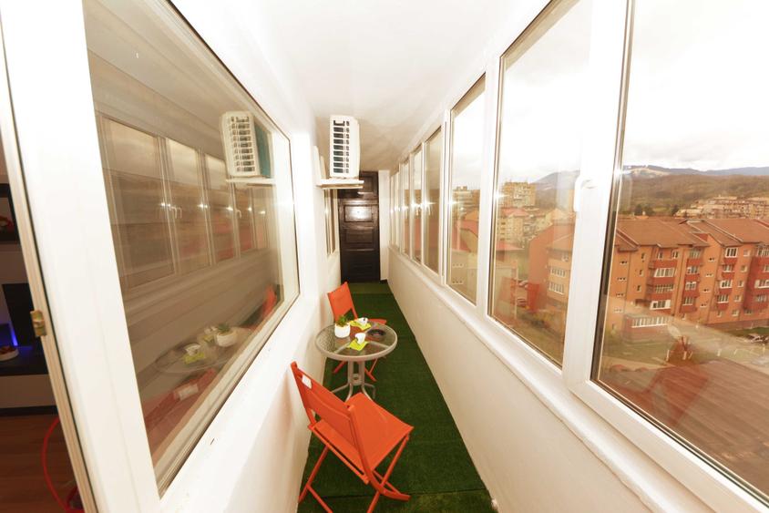 Apartament cu 3 camere decomandat în Ultracentral