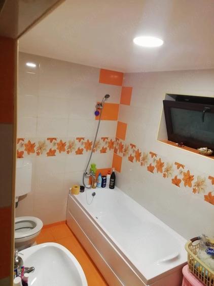 Casă cu Teren 500 Mp în Central