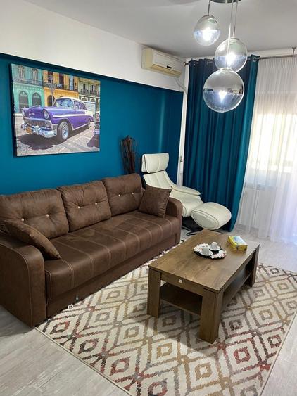 Apartament cu 2 camere decomandat în Ultracentral