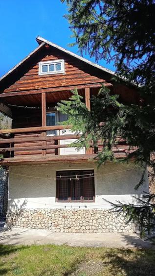 Casă cu 3 camere cu Teren 200 Mp în Câmpu lui Neag