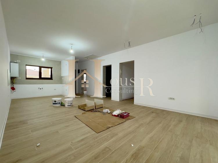 Duplex cu 3 camere cu Canalizare în Moșnița Nouă