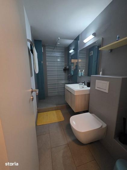 Apartament cu 3 camere în Berceni