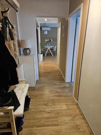 Apartament cu 2 camere decomandat în Diamant