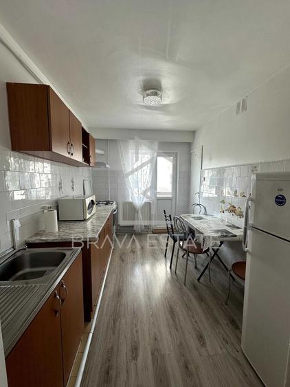 Apartament cu 2 camere decomandat, mobilat în Zorilor