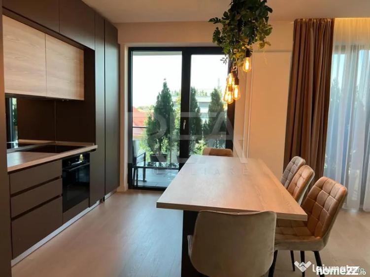 Apartament cu 4 camere decomandat în Pipera