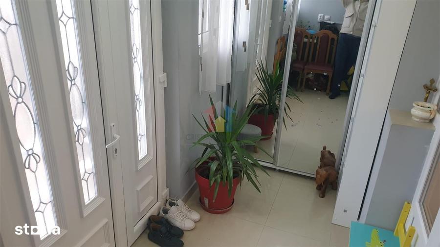Casă cu 2 camere cu Teren 150 Mp în Pisc