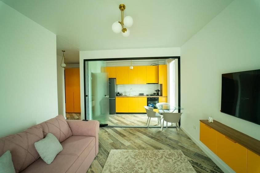 Apartament cu 2 camere, mobilat în Universitate