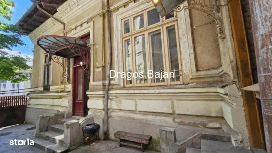 Apartament cu 3 camere în Mărășești
