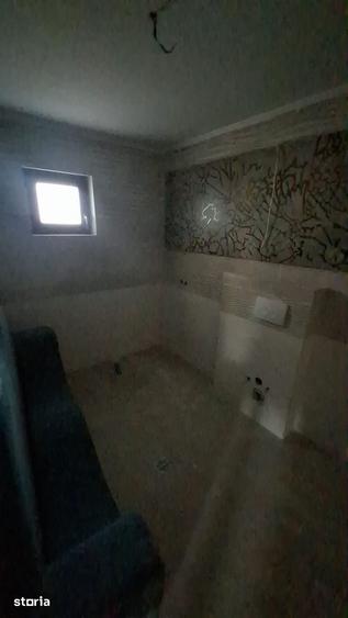 Casă cu 3 camere cu Teren 500 Mp în Păcurari