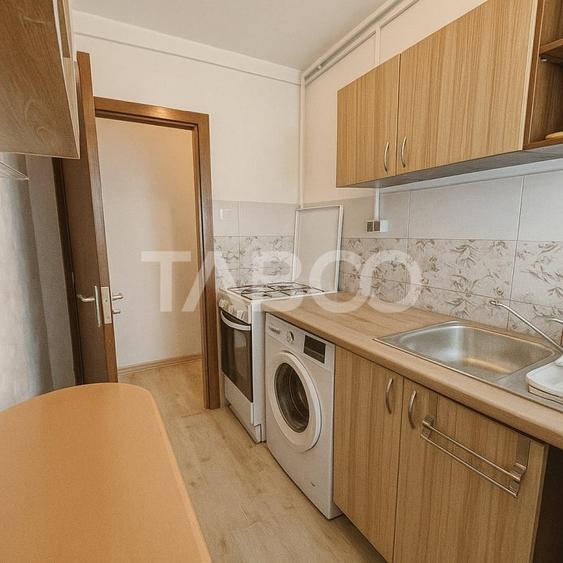 Apartament cu 2 camere nedecomandat, mobilat în Mihai Viteazul