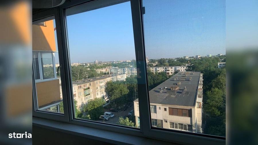 Apartament cu 3 camere decomandat în Faleză